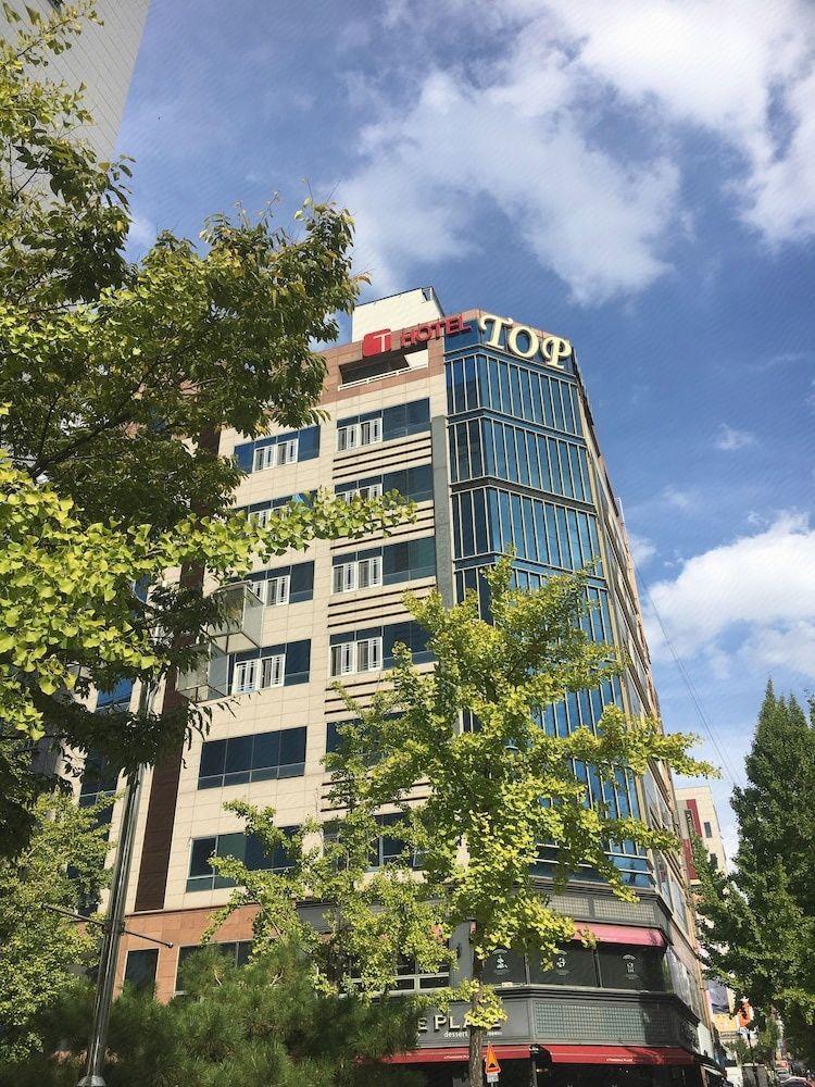 Top Hotel 8/56