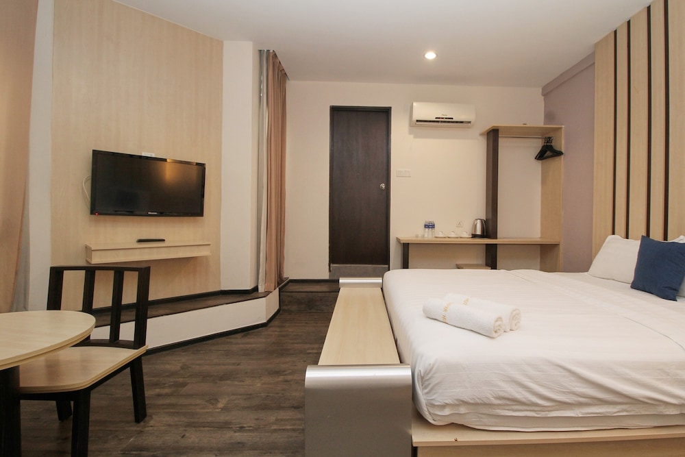 Hotel Zamburger Klang 9/28