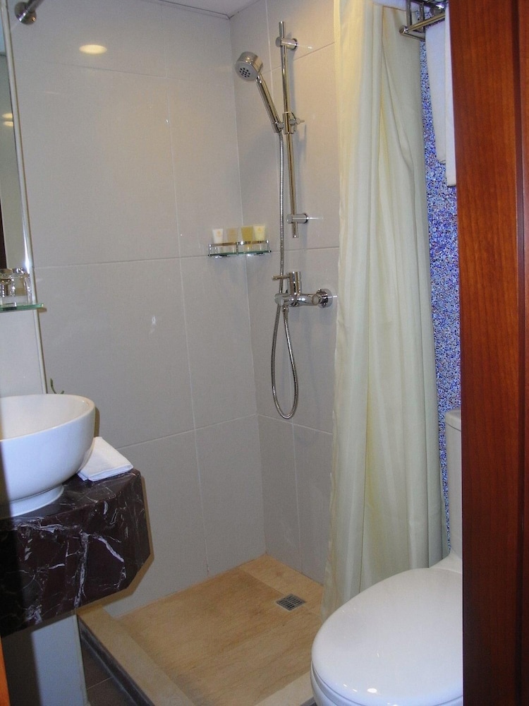 ORIENTAL LANDER HOTEL 9/41