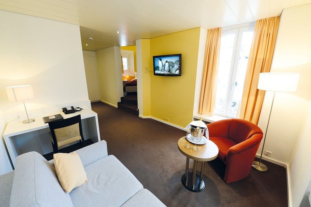 Hotel Krone 8/13