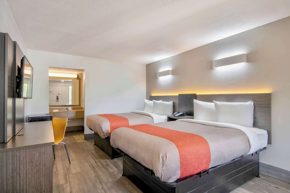 Motel6 Lafayette, LA 33/61