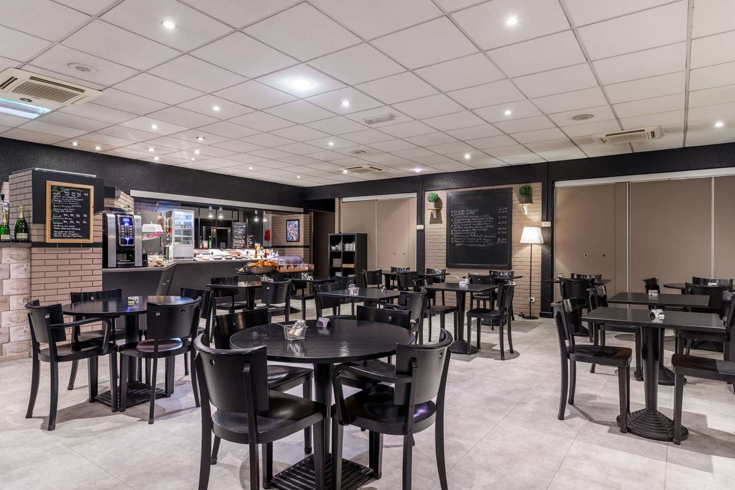 Comfort Hotel Orleans Saran 7/11