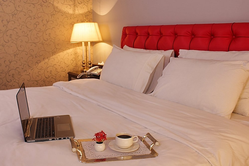 Carlton Tower Hotel 11/55