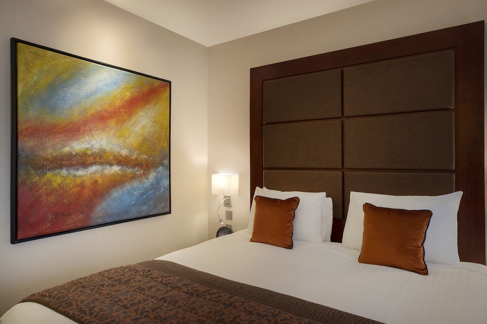 Leonardo Royal Hotel London St Pauls 27/85
