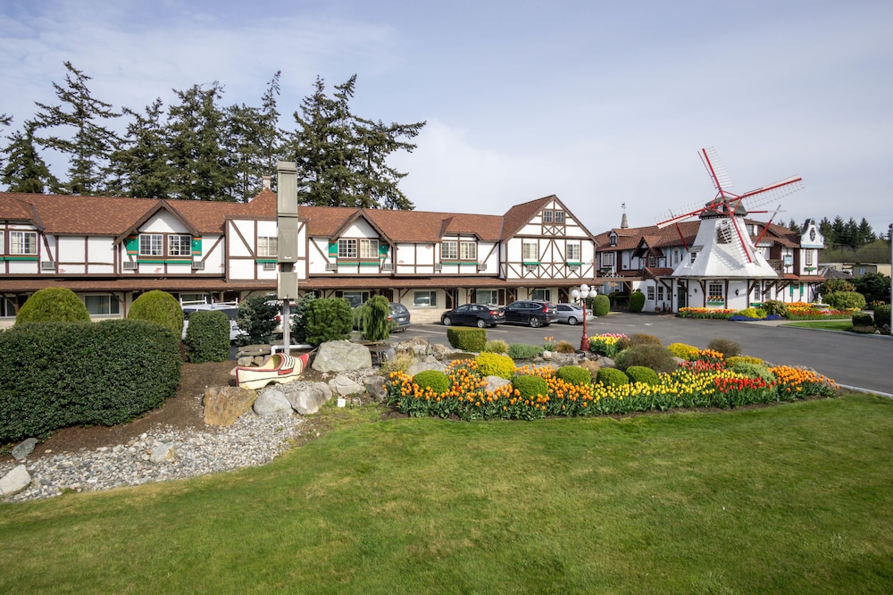 Auld Holland Inn 52/60