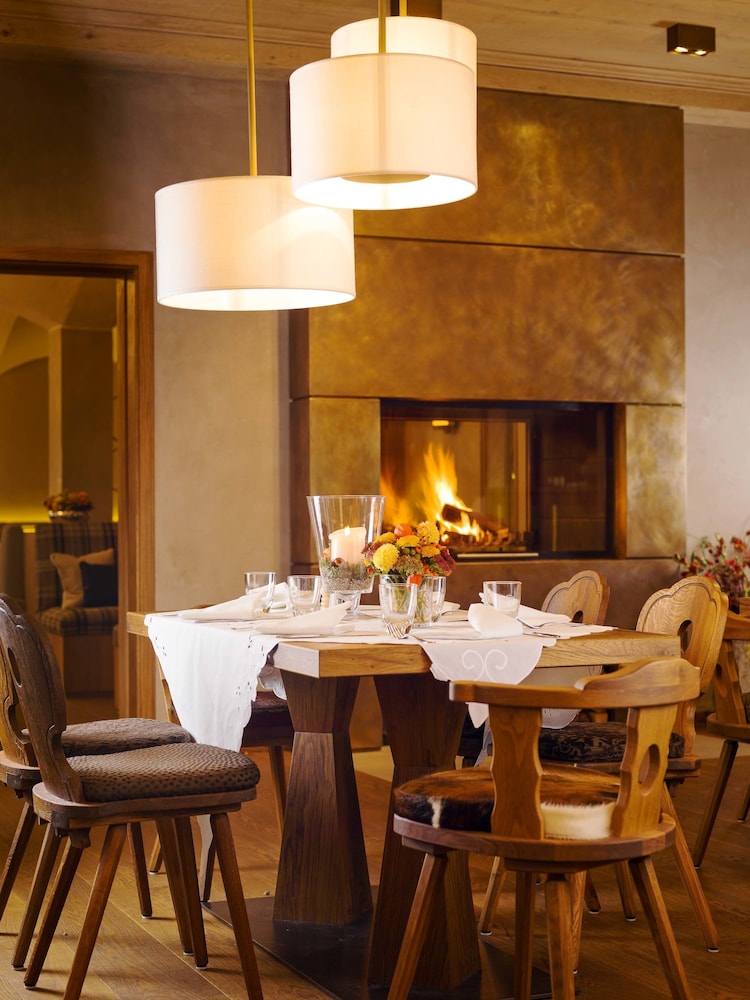Bauer Hotel Restaurant 59/73