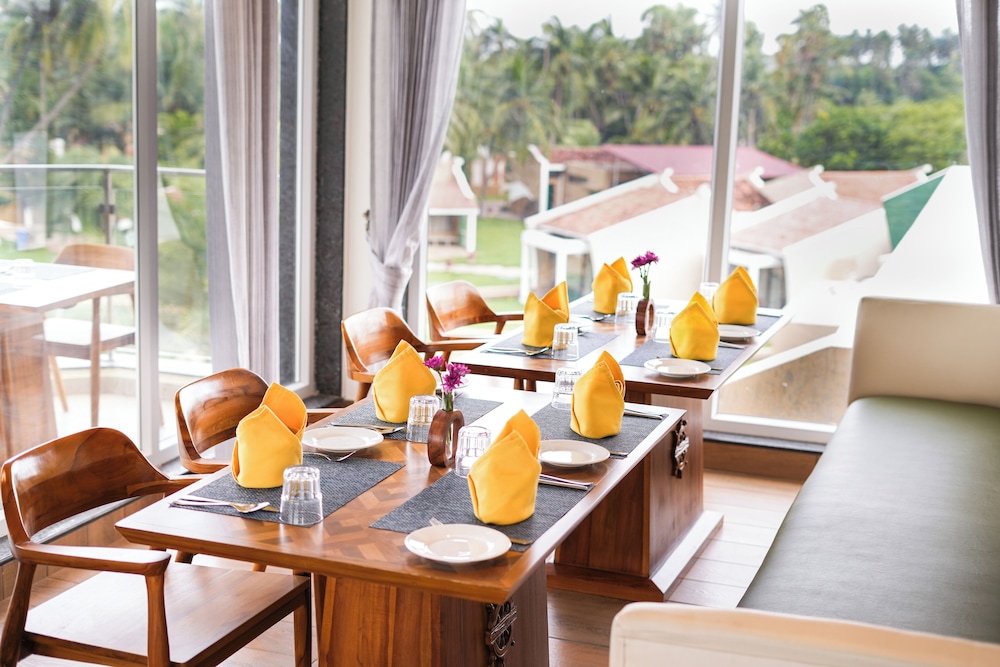 MGM Beach Resorts (15Kms before Mahabalipuram) 39/54