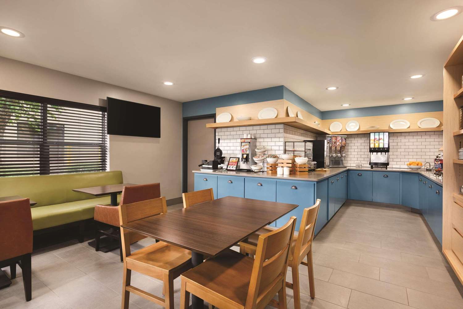 Country Inn & Suites by Radisson, Lawrenceville near Northside Hospital Gwinnett 8/11