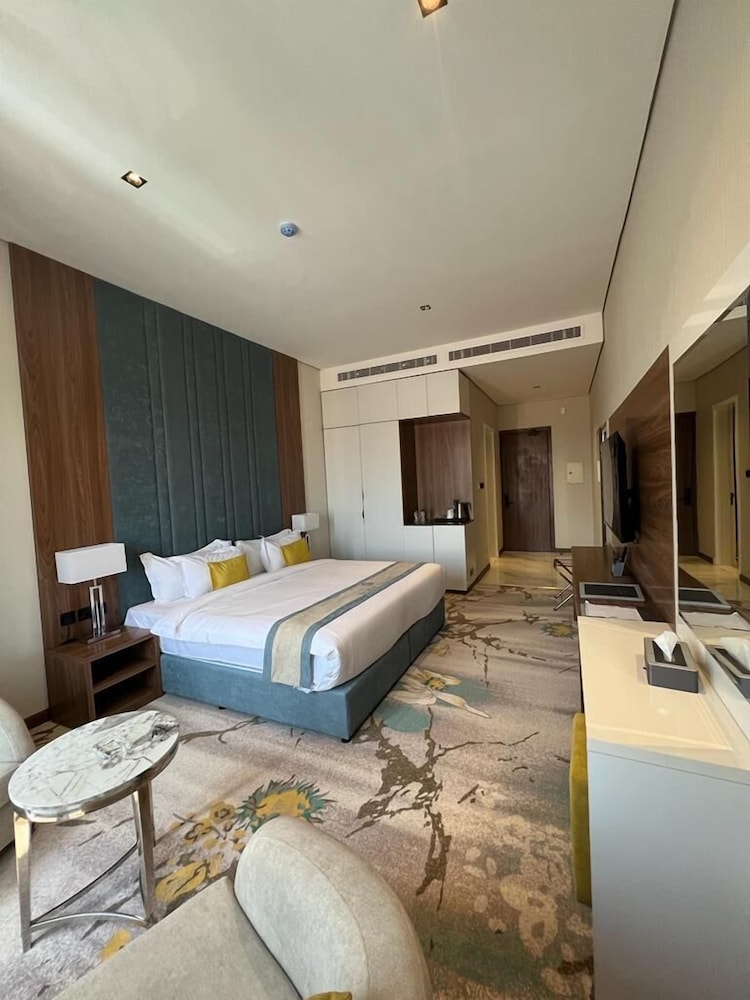 فندق روزا جراند(Rosa Grand Hotel) 22/53