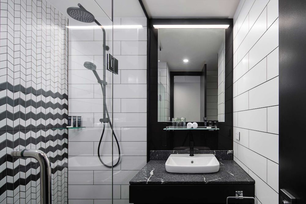 Rydges Wellington Airport 10/64