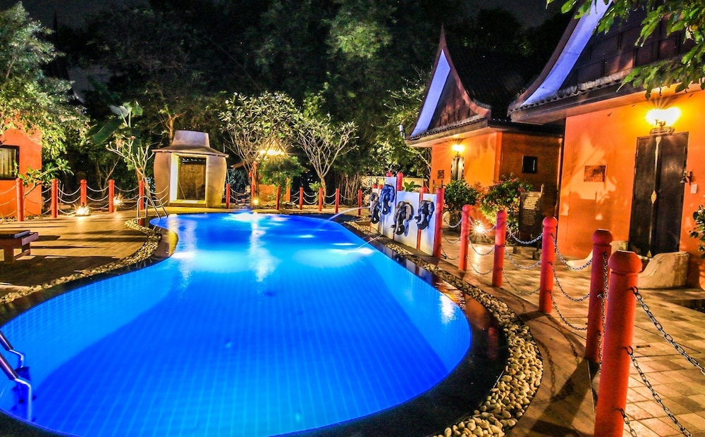Pludhaya Resort and Spa 7/76