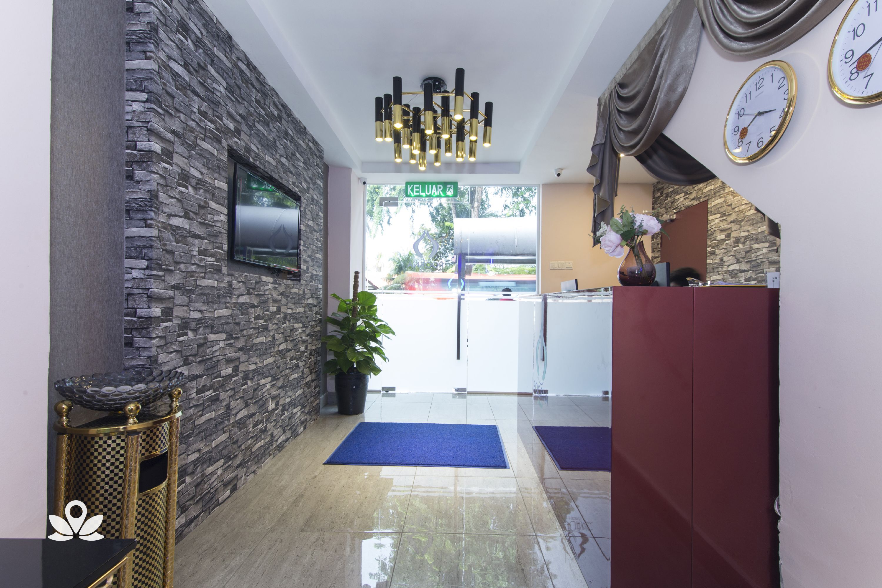Zen Rooms Poorna Hotel 37/50