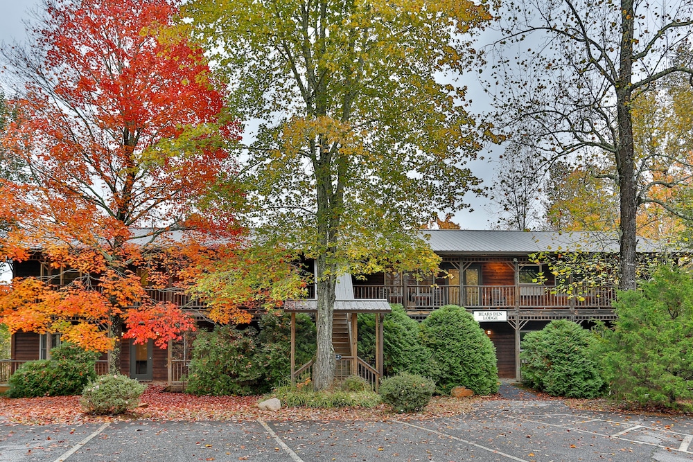 Forrest Hills Mountain Resort 4/72
