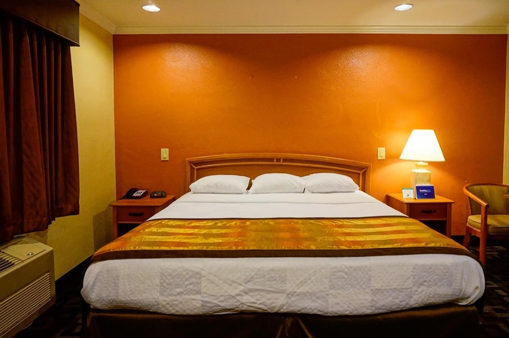 Hotel Parmani 14/26