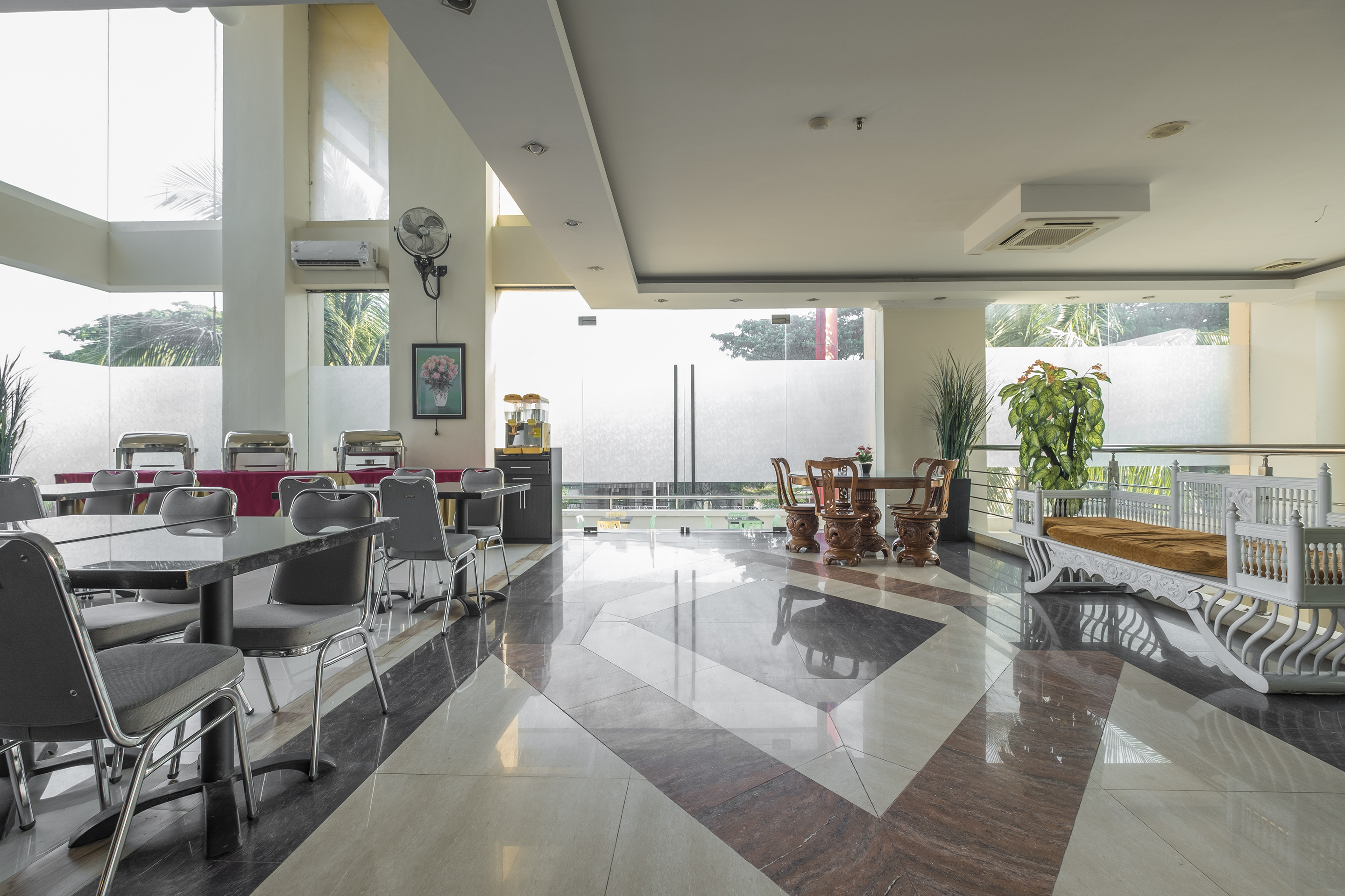 Lynt Hotel Makassar 27/31