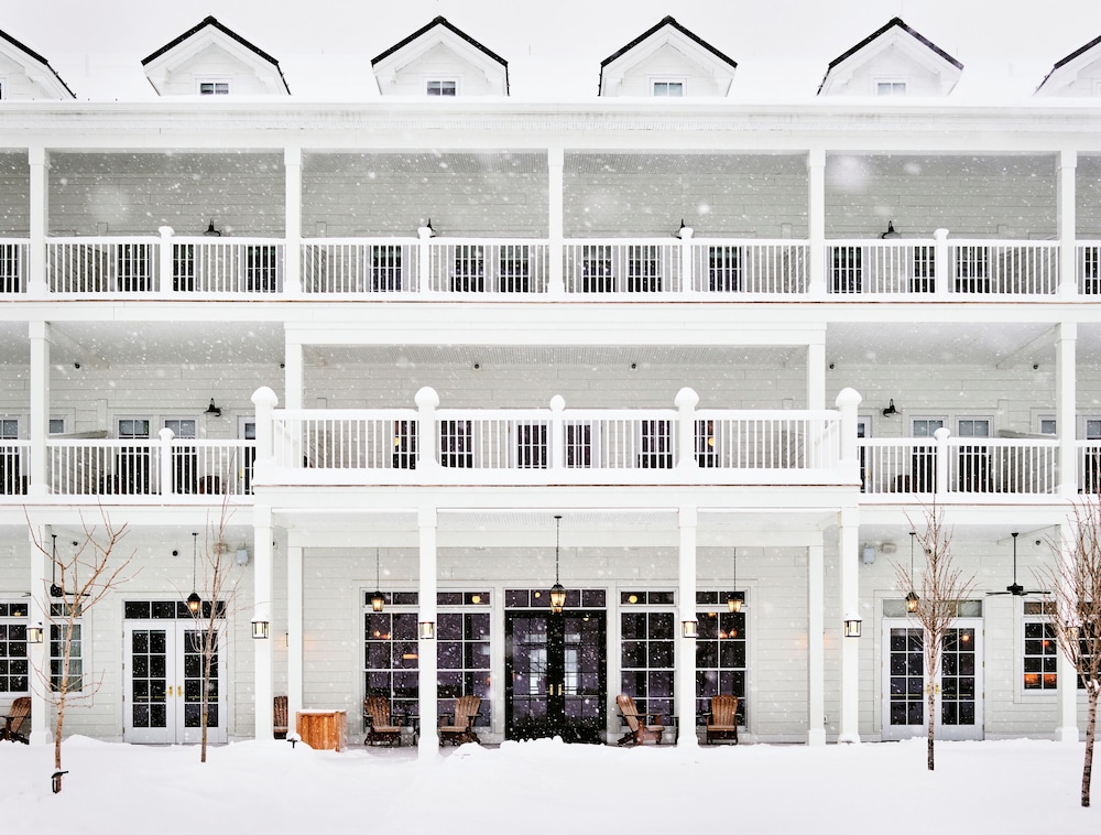 The Lake House on Canandaigua 1/46