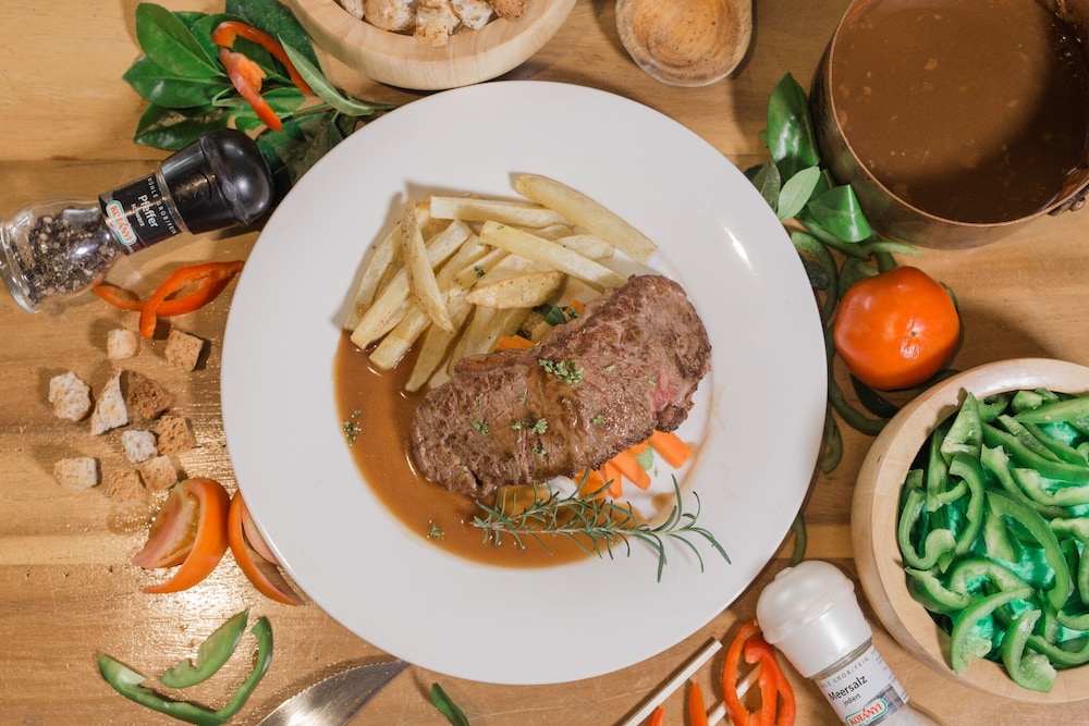 Kingsley's Hotel And Gastro Pub 46/52