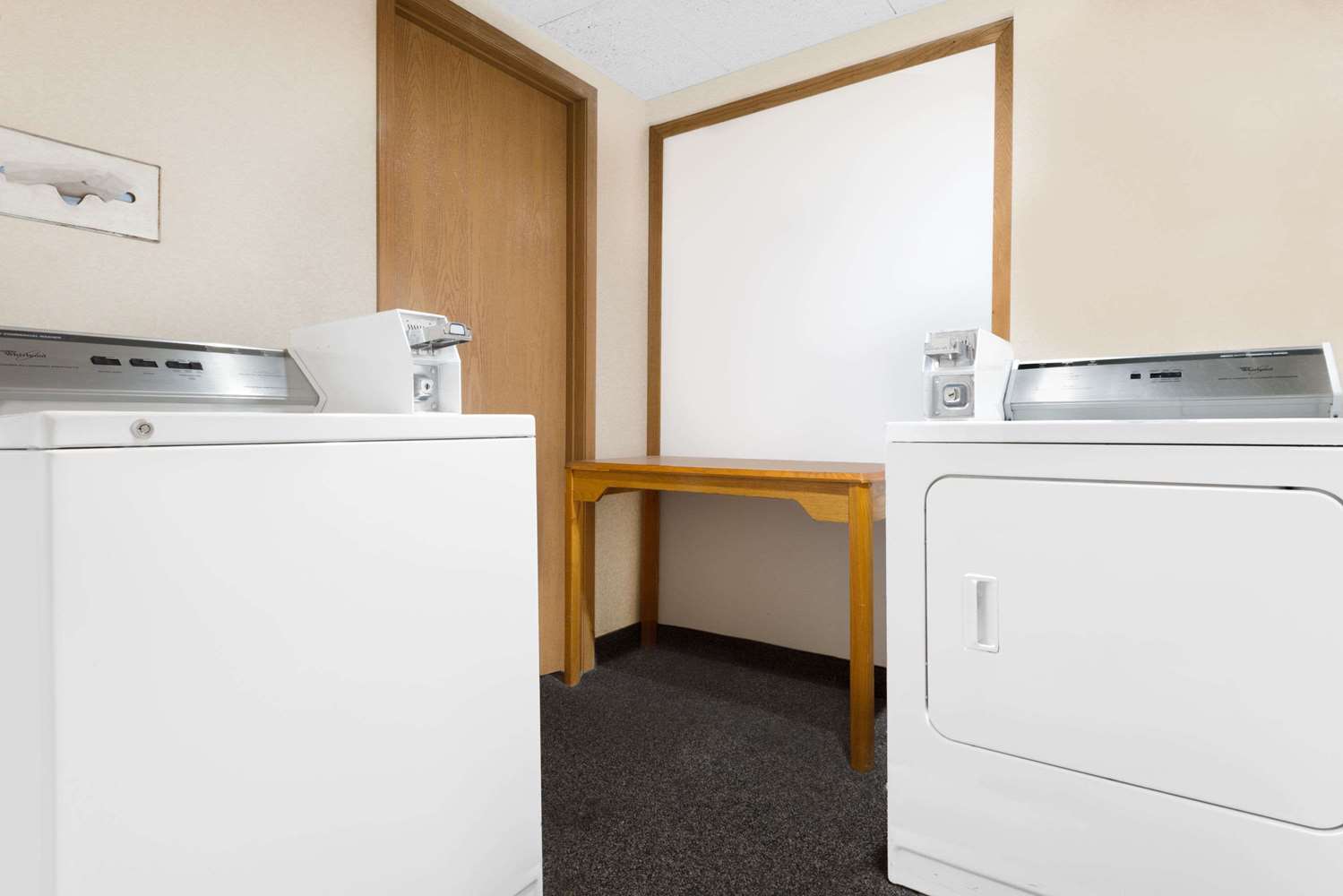 Days Inn by Wyndham Ames 20/33
