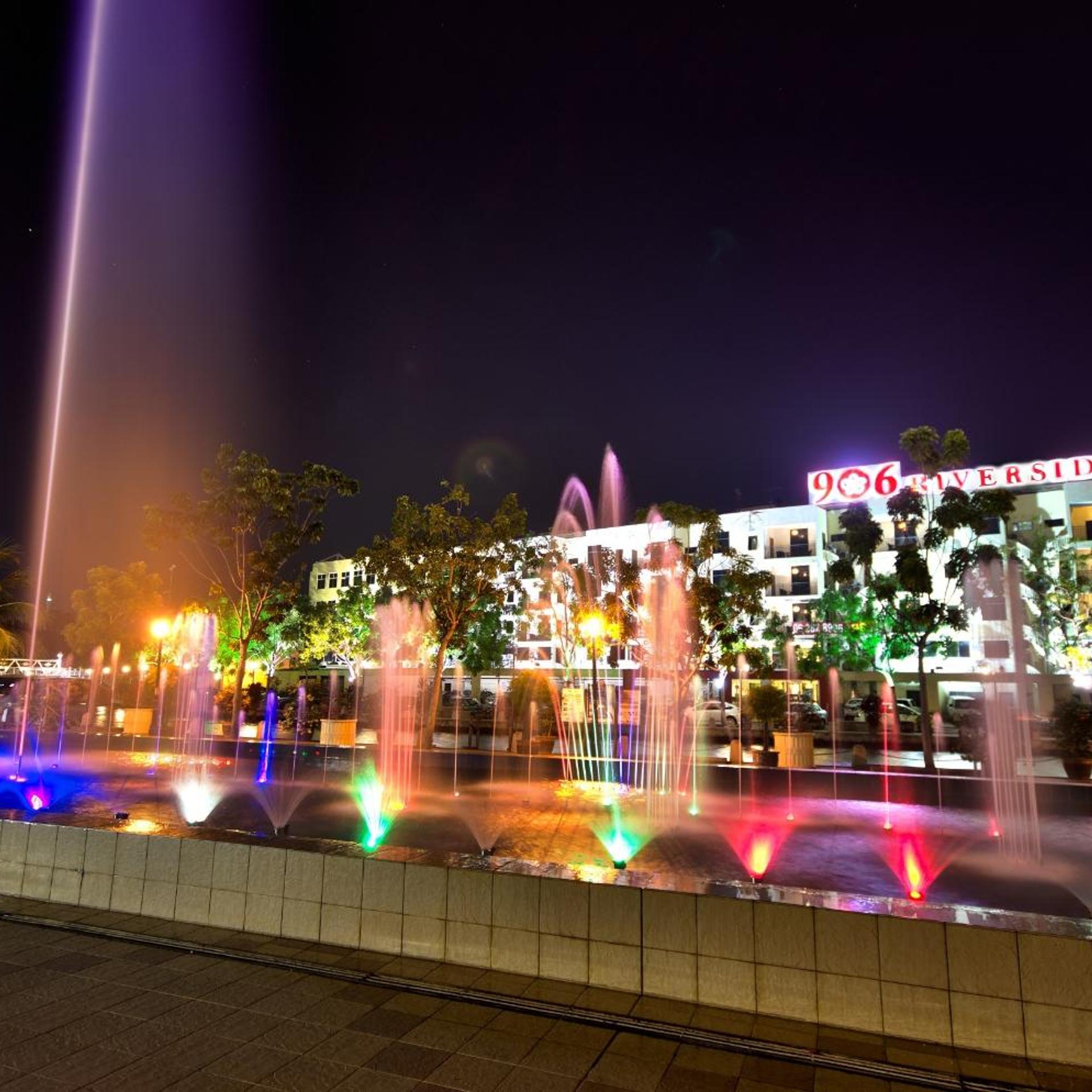 906 Riverside Hotel 5/51