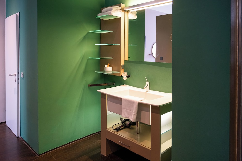Hotel Rathaus Wein & Design 48/50