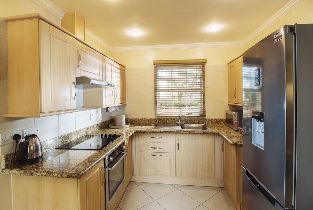 Bay Gardens Beach Resort and Spa 52/75