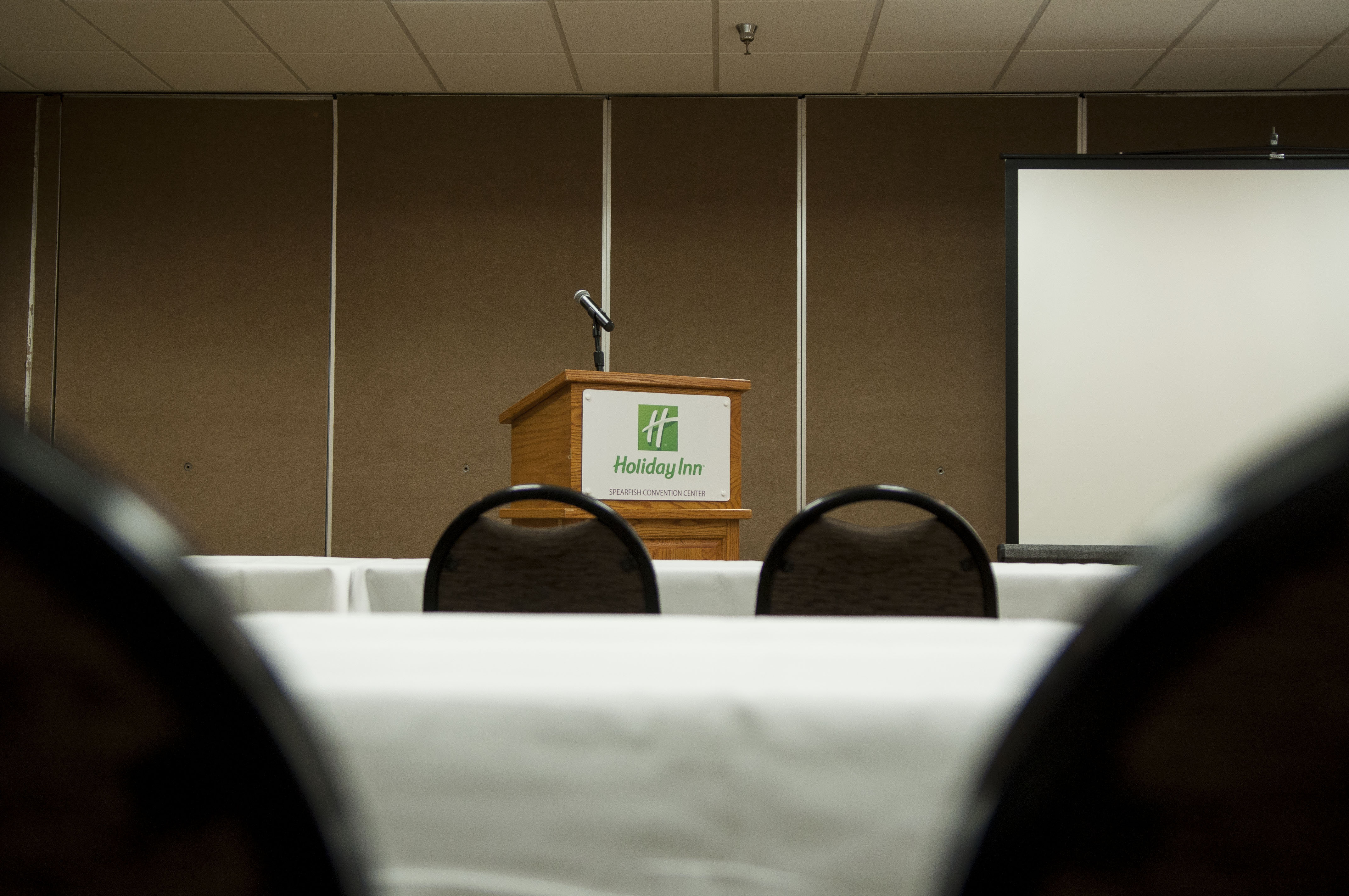 Holiday Inn Spearfish-Convention Center 17/55