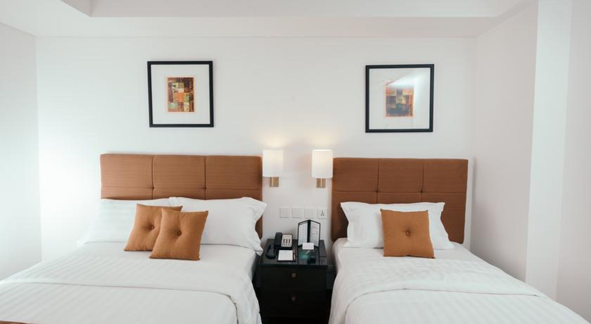 Executive, Double or Twin Bed