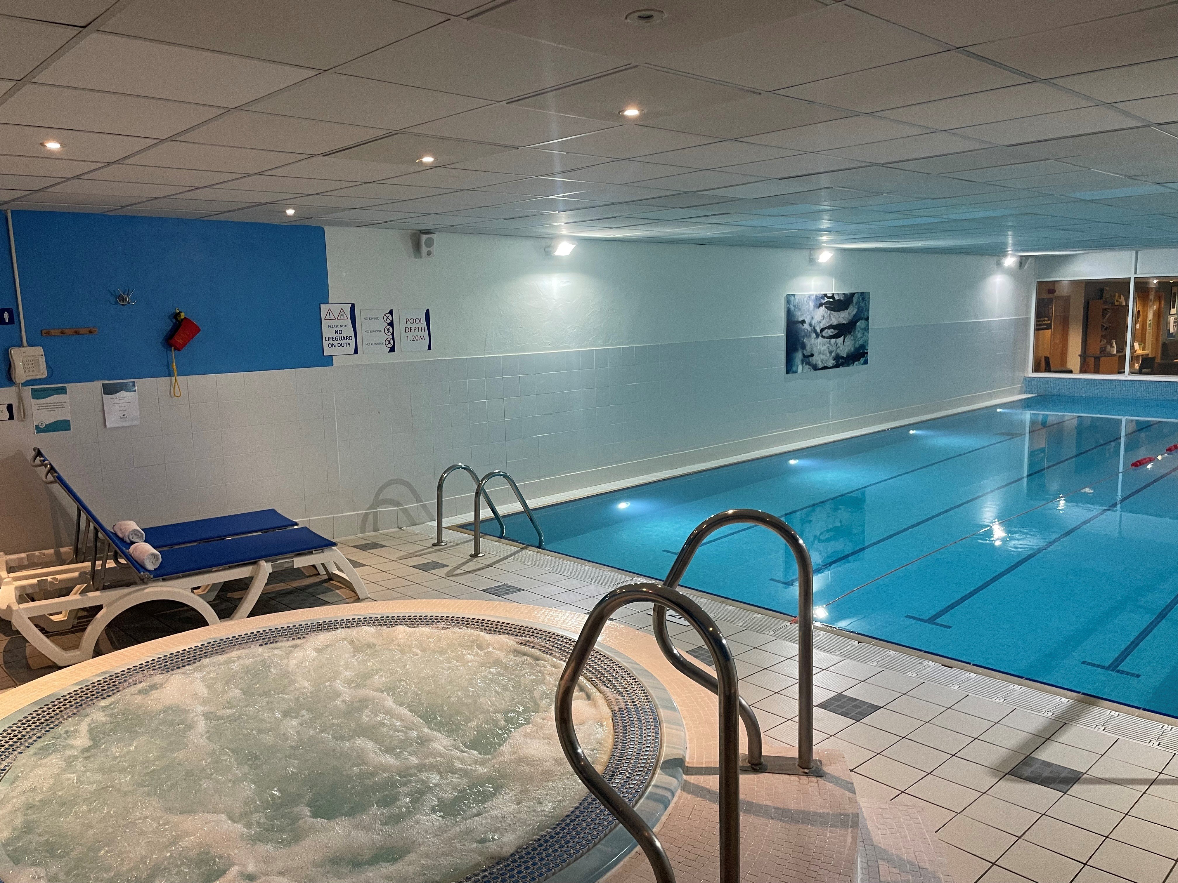 HOLIDAY INN EDINBURGH 40/80