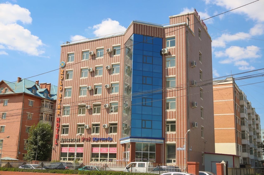 Zolo Hotel 4/38