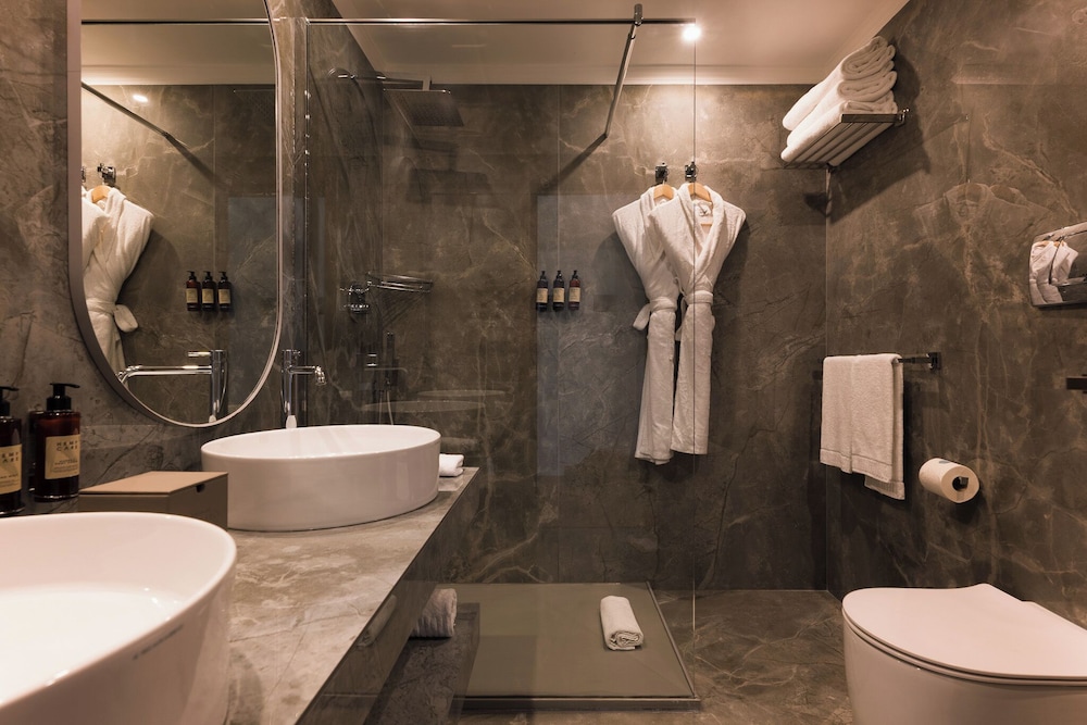 غرفة ديلوكس مزدوجة بإطلالة على البحر، Mazzaro Sea Palace – VRetreats 4/6