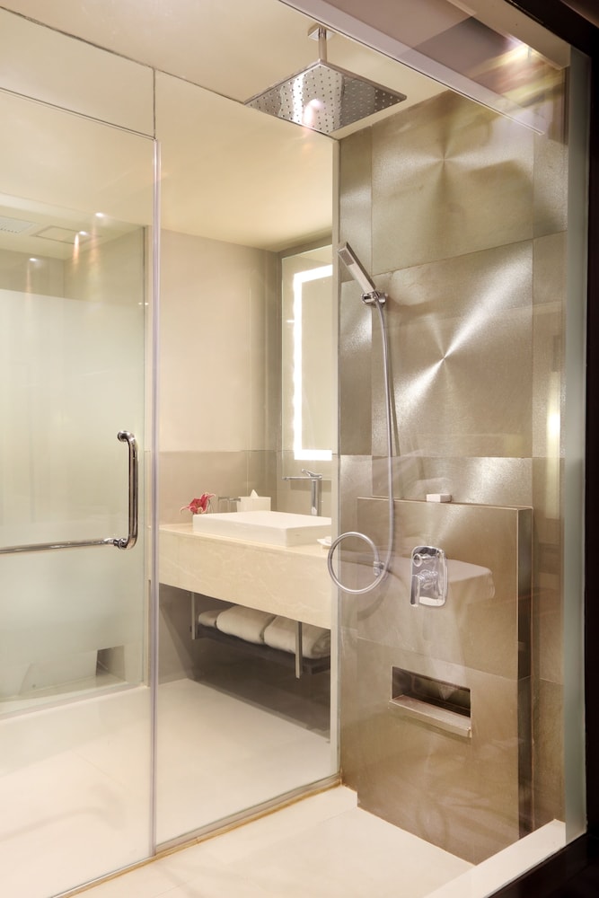 Grand Mercure Maha Cipta Medan Angkasa 13/69
