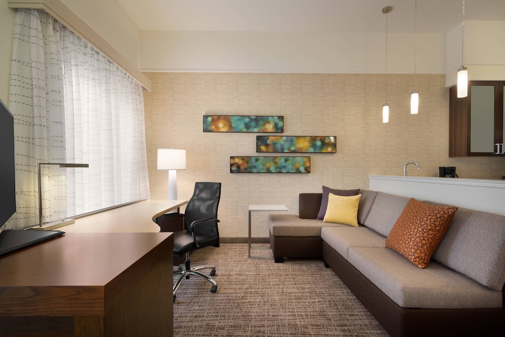 Residence Inn Winston Salem Hanes Mall 34/44