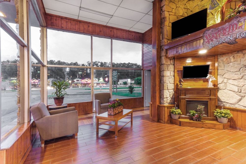 Lodge At Mill Creek 15/23