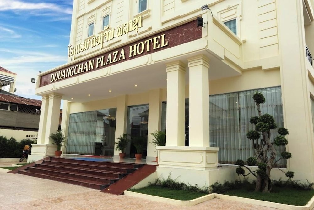 Douangchan Plaza Hotel 2/27