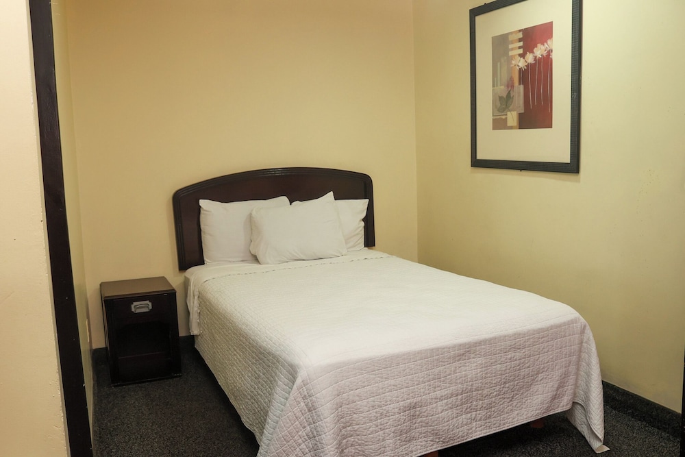 Hotel Plaza Hermosa 28/55