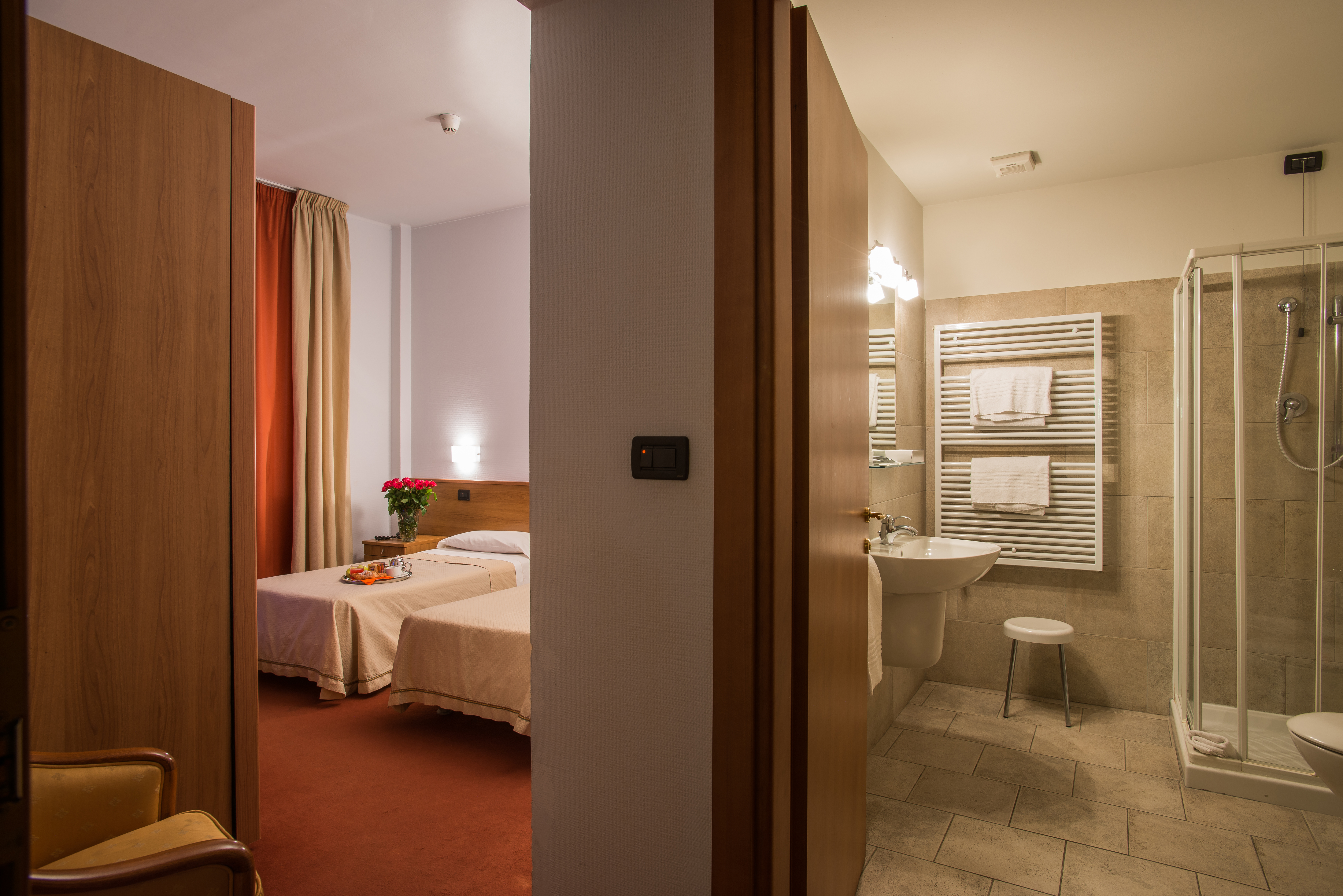 غرفة قياسية بسريرين منفصلين، Hotel Lux 6/6