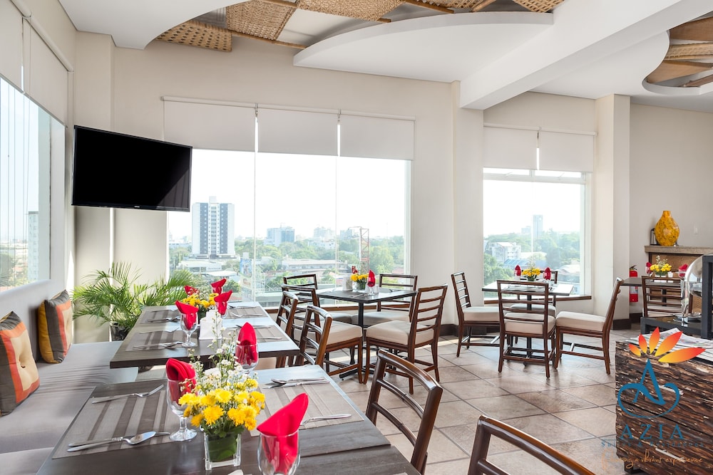 Azia Suites and Residences 37/43