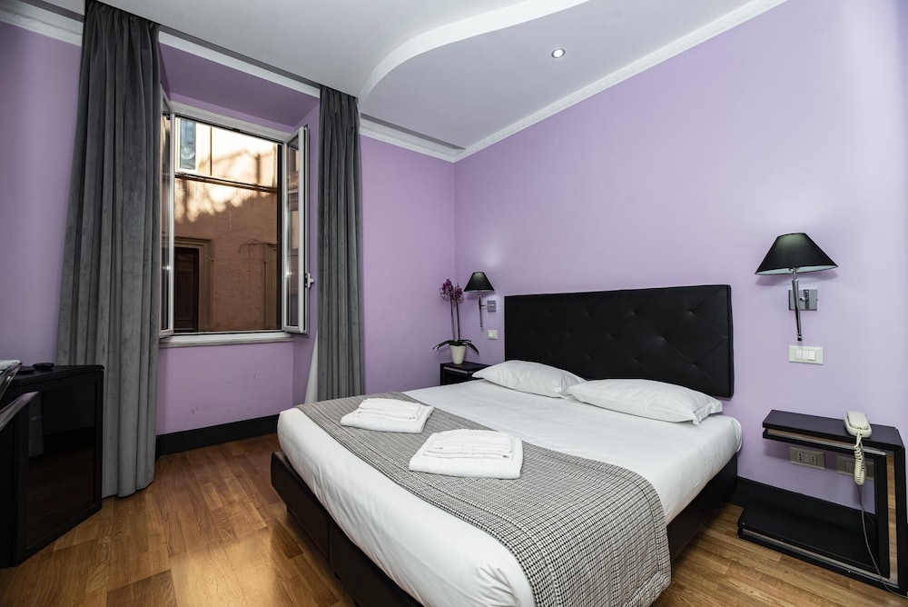 IMPERIUM SUITE NAVONA 12/65