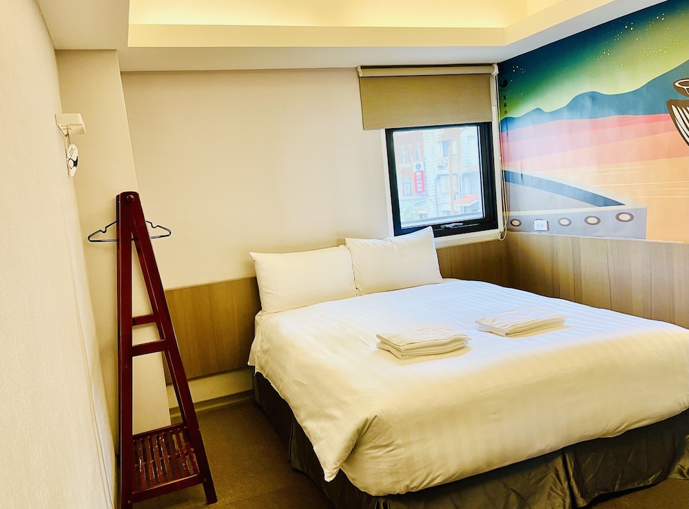 Meci Hotel 30/66