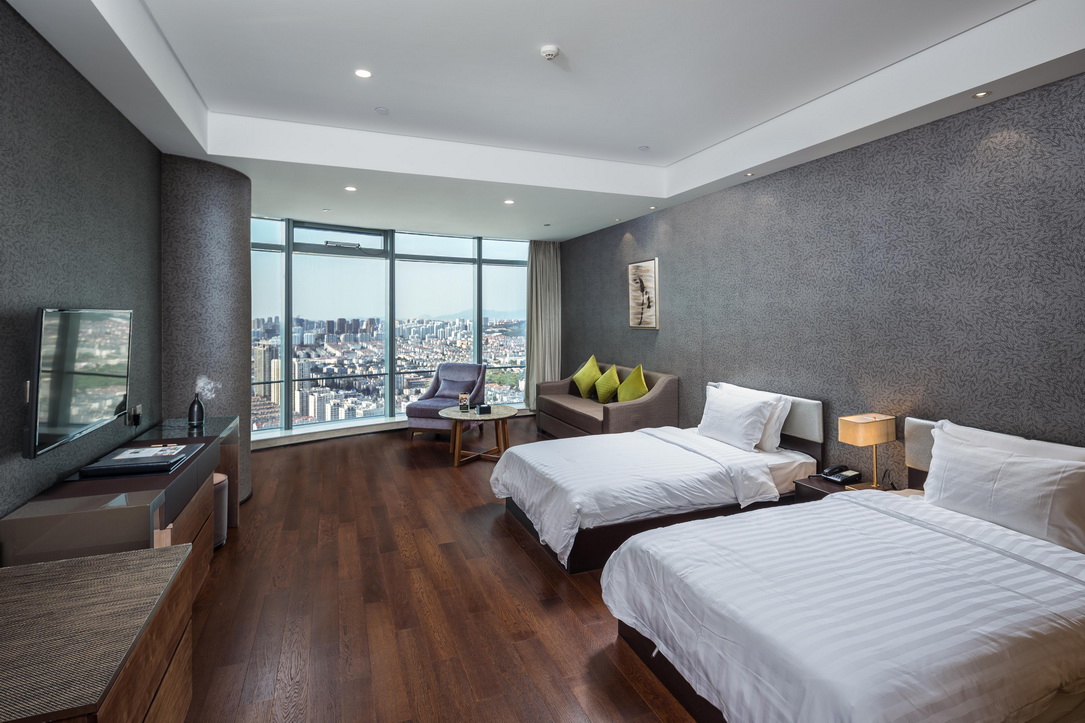 Grand Madison Qingdao Harbour view Central 11/50