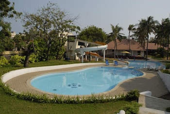 Green Meadows Resort 4/37
