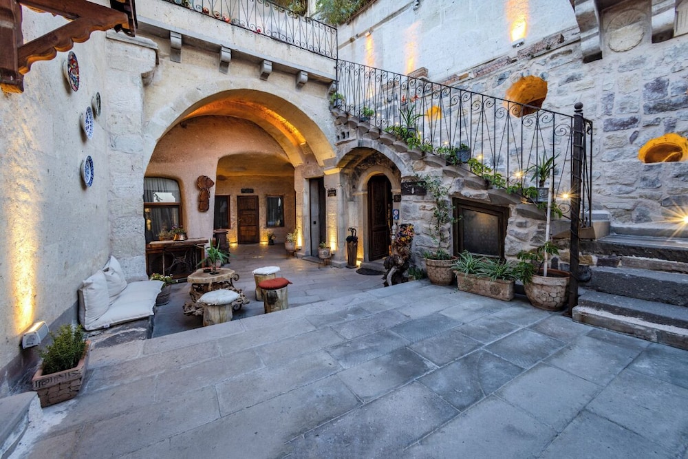 Eyes Of Cappadocia Cave Hotel 73/81