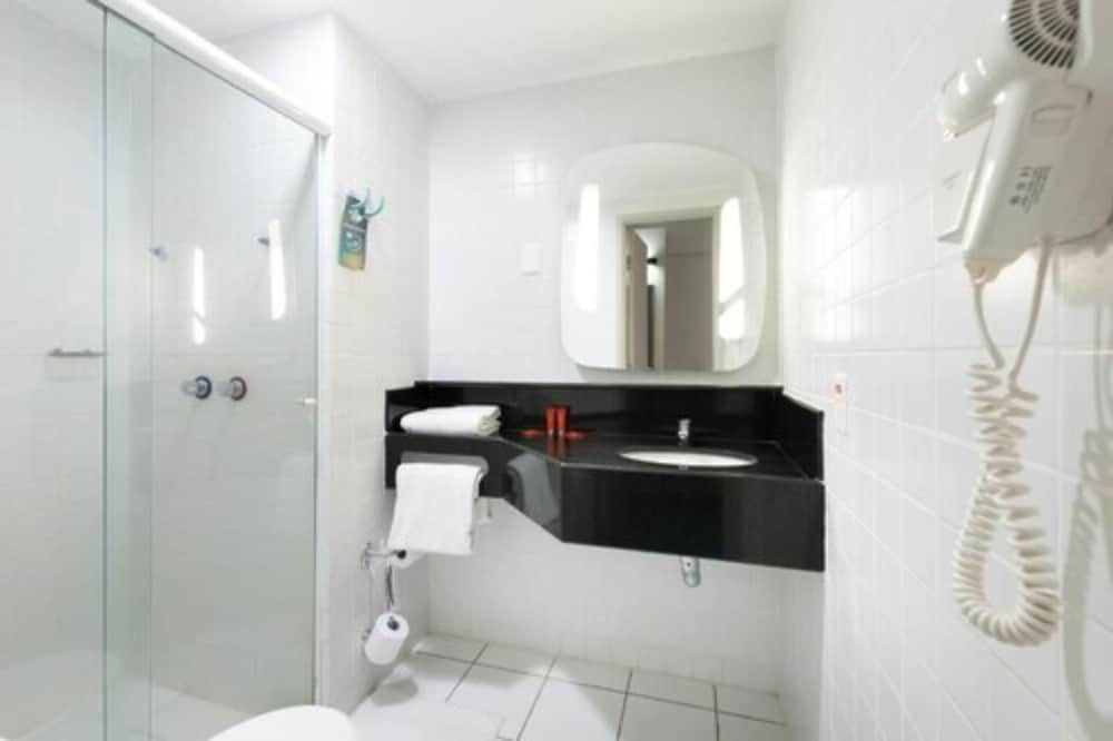 Ibis Teresina 44/44