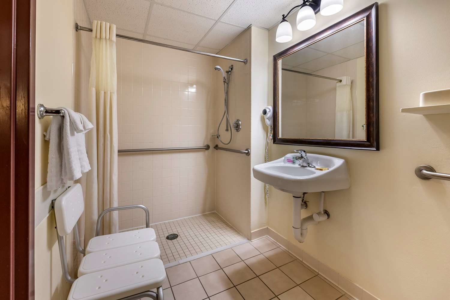 Best Western Gateway Grand 54/54
