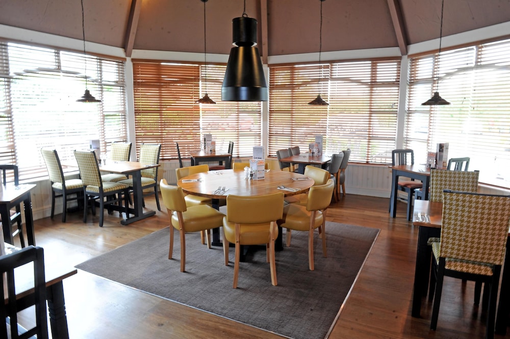 Premier Inn York North West 18/46