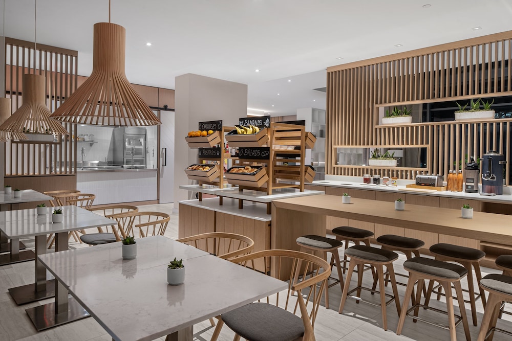 Element Miami Brickell 26/40
