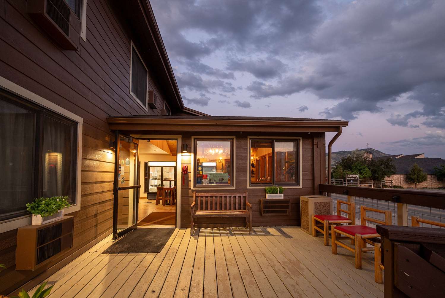 Super 8 By Wyndham Gardiner/Yellowstone Park Area 10/57