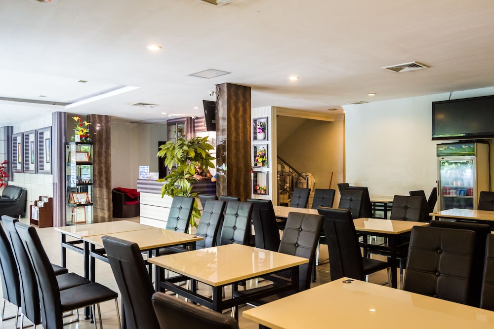 SUPER OYO Capital O 664 Romance Hotel 39/46