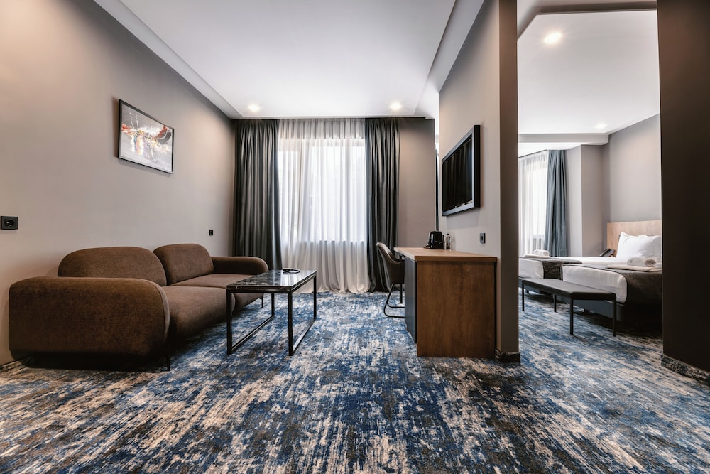 Splendid Tbilisi Hotel 57/70