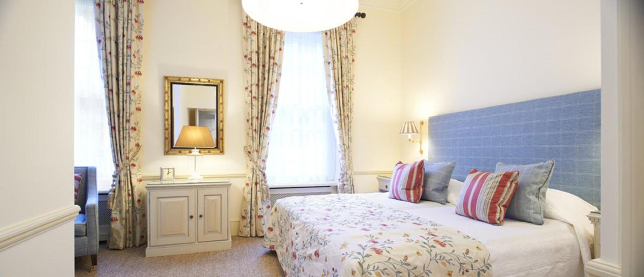غرفة سوبيريور بسرير كوين، Durrants Hotel 7/9